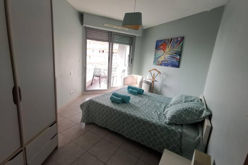 Appartement 6 Personnes Face A La Mer Cagnes-sur-Mer Eksteriør billede