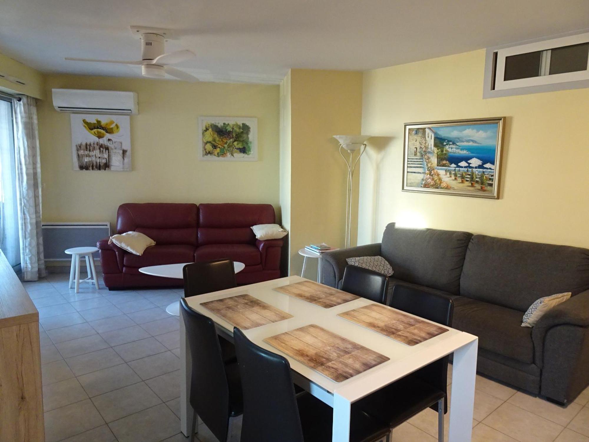 Appartement 6 Personnes Face A La Mer Cagnes-sur-Mer Eksteriør billede